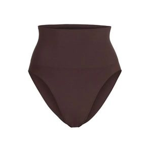 JK101- CORE CONTROL BRIEF (NWT)